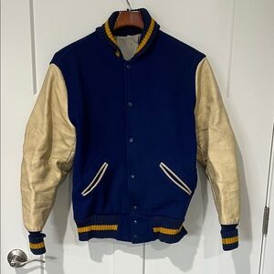 Vintage ‘60’s Men's Blue and Cream Varsity Jacket Sz M